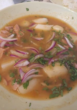 Una foto de Encebollado estilo ecuatoriano