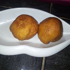 A picture of Egg balls.