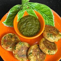 A picture of Healthy Makhana Paneer Tikki.