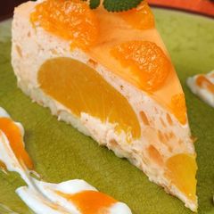 A picture of Mandarin Cheesecake.