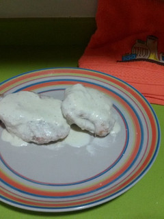 Una foto de Escalopines de pollo rellenos al cabrales con thermomix