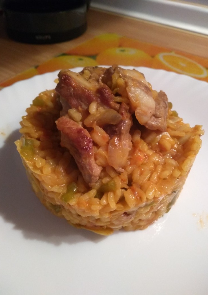 Una foto de Paella con lo que tenía por la nevera 😉