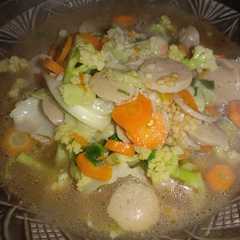 รูปของ Capcay sayur kuah pedas