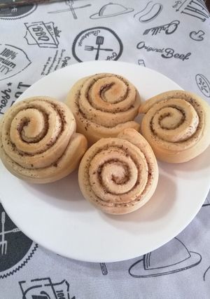 Una foto de Rollitos de canela o cinnamon rolls🤤