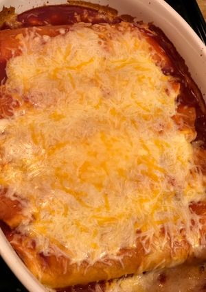 A picture of Easy enchiladas.