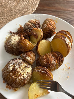 A picture of Favourite air fryer potatoes 🥔 😋.