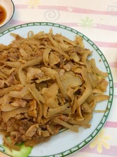 Hình của món Nem thính chiều ai ? .