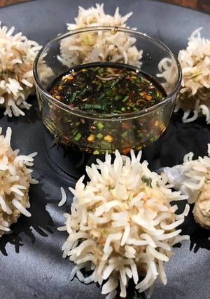 A picture of Chicken and Rice Dumplings Momos.