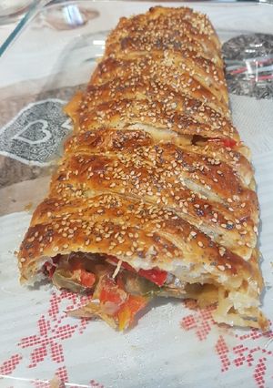 Foto principal de Trenza de hojaldre con pollo