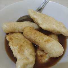 A picture of Pempek dos.