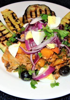 A picture of Chicken Picadillo with Vegetables, Jon Style.