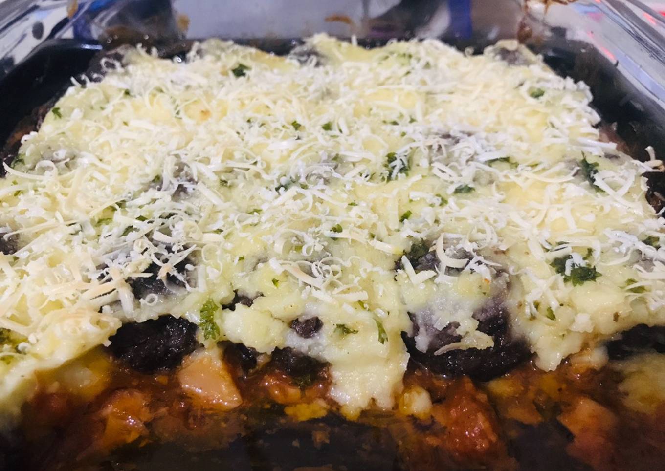 Bola-bola daging siram keju