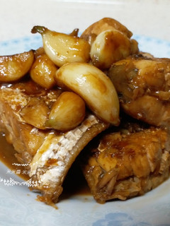 蒜燒剝皮魚 的食譜成品照片