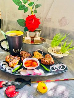 লাচ্ছেদার হার্ট পকোড়া (Lachchhedar Heart Pakora recipe in Bengali) রেসিপির প্রধান ছবি