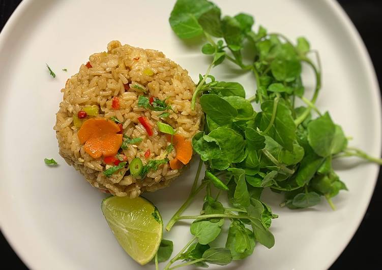 Step-by-Step Guide to Make Super Quick Homemade Thai stir fried rice