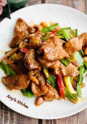 蔥爆二層肉 的食譜成品照片