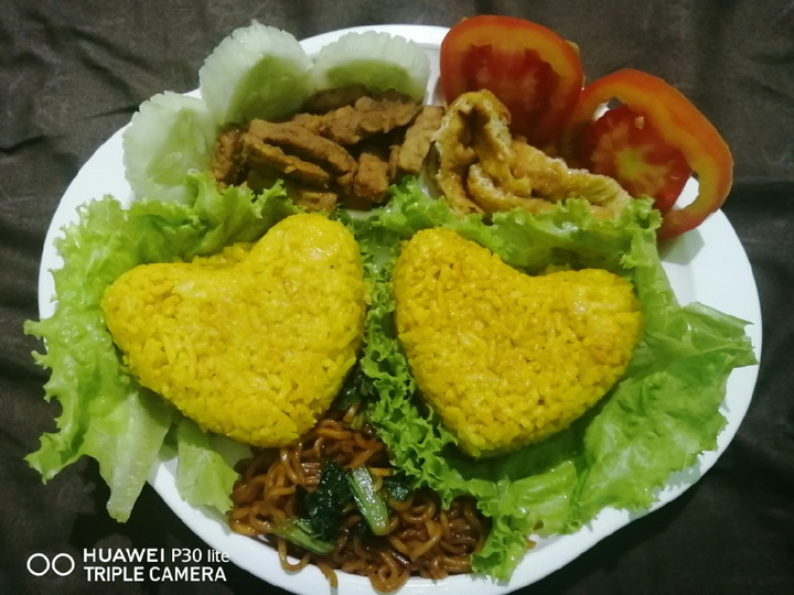 Bagaimana Menyiapkan Nasi kuning rice cooker yang Menggugah Selera