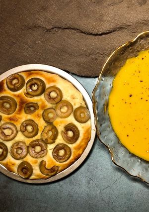 Hình của món Bánh Mì Focaccia & Súp Kem Bí Đỏ.