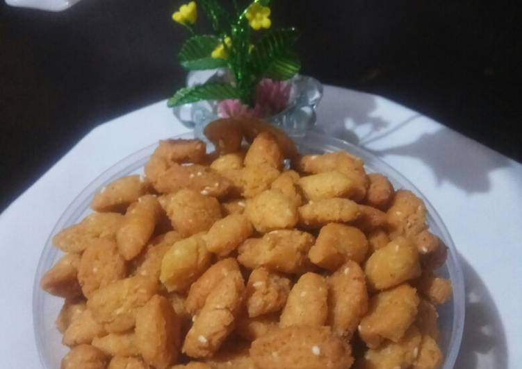 Langkah Mudah untuk Menyiapkan Biji Ketapang Wijen Alla Mm Anna ❤🍡, Enak