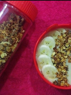 Hình của món Ngũ cốc ăn sáng Granola handmade #eatclean.