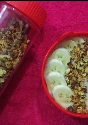 Hình của món Ngũ cốc ăn sáng Granola handmade #eatclean.
