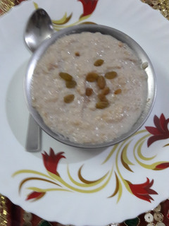 A picture of Poha kheer.