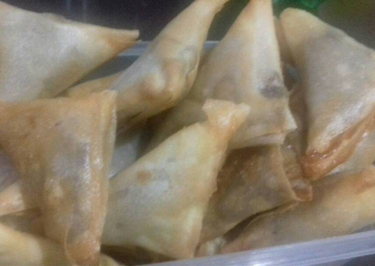 Cara Gampang Membuat Aloo Samosa yang Lezat Sekali