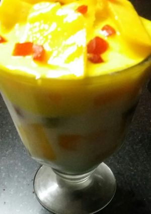 A picture of Fruit custard.