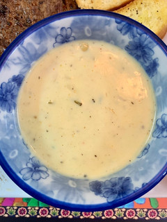 A picture of Onion Creamy Steak Sauce.