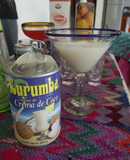 Cóctel de coco, pulque y tequila geras