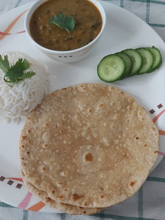 દાલ મખની (Dal Makhani Recipe In Gujarati) રેસીપી મુખ્ય ફોટો