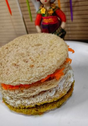 तिरंगा सेंडविच रेसिपी मुख्य फोटो