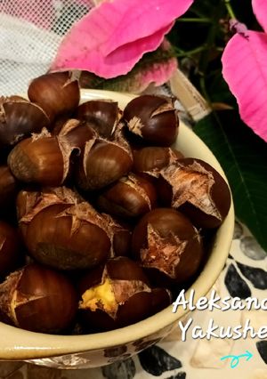 A picture of Baked chestnuts.