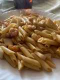 Macarrones al pilpil con gambitas y jibia