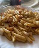 Macarrones al pilpil con gambitas y jibia