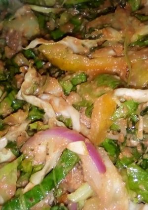 A picture of Lettuce Salad.
