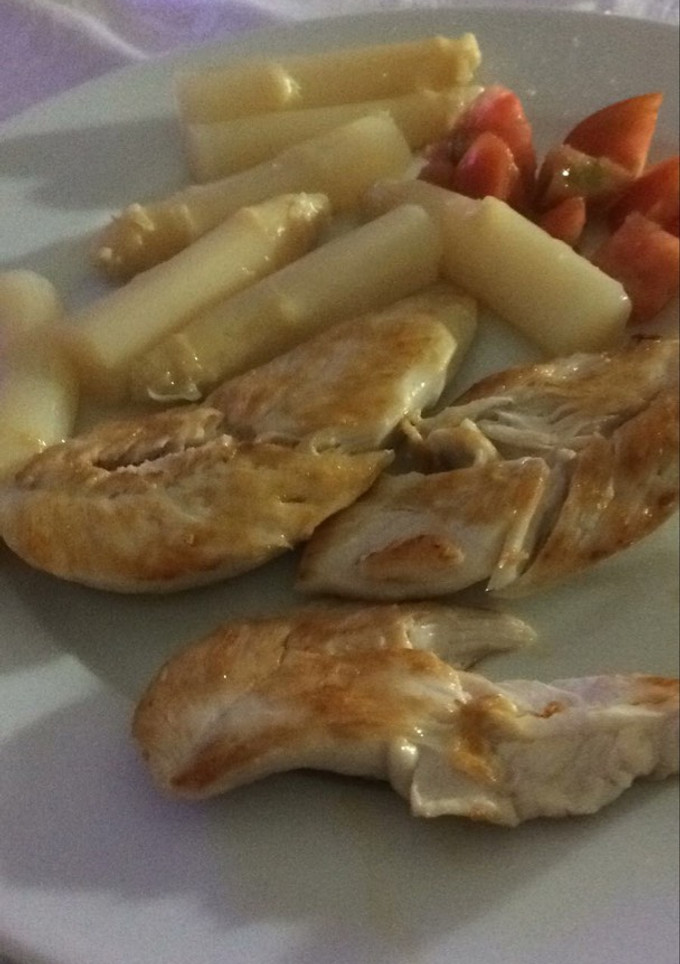 Una foto de Pechuga plancha-cena saludable