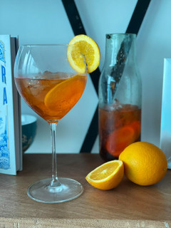 Una foto de Jarra de aperol spritz