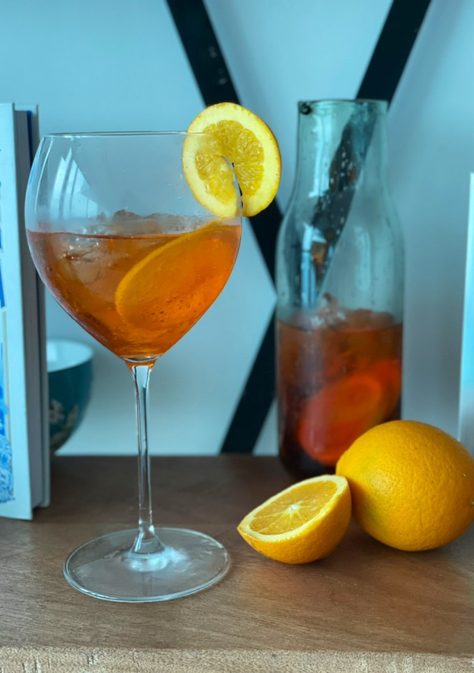 Una foto de Jarra de aperol spritz