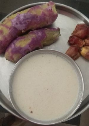 रताळी आमटी (Ratali Amti Recipe In Marathi) रेसिपी चे मुख्य फोटो 