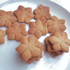 A picture of Cookies.
