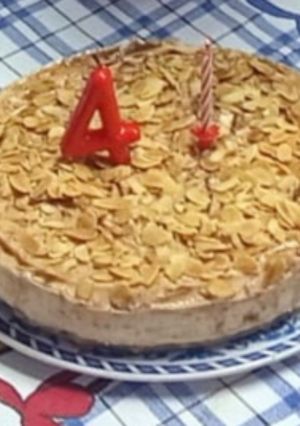 Una foto de Tarta de turrón (sin horno)