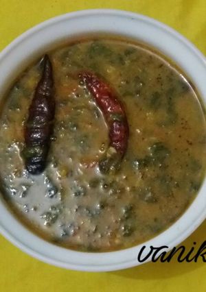 A picture of Spinach dal.