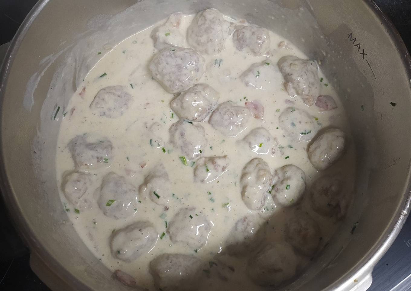 Albóndigas a la carbonara