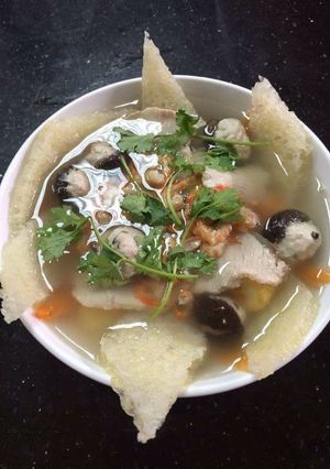 Hình của món Canh bóng thập cẩm.
