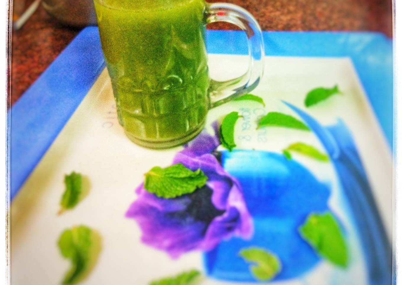 Mango minty cooler