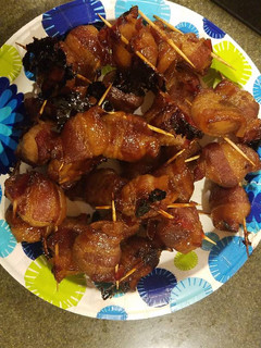 A picture of Bacon wrapped Water Chestnuts.