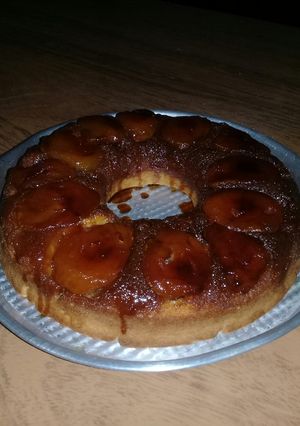 Una foto de Tarta de manzana invertida