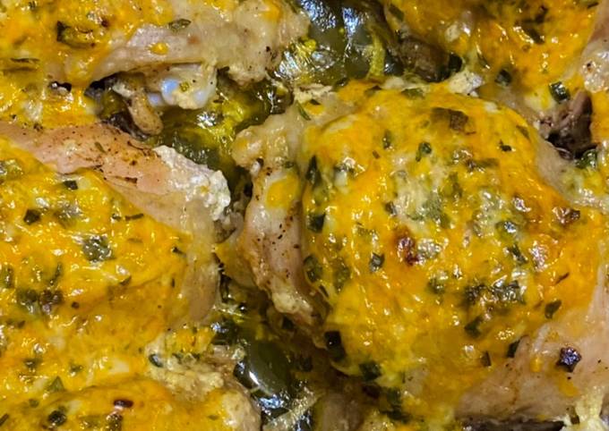 Куриные бедра в духовке с сыром - пошаговый рецепт с фото на luchistii-sudak.ru