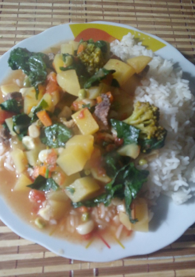 Una foto de Segundo de verduras con espinaca